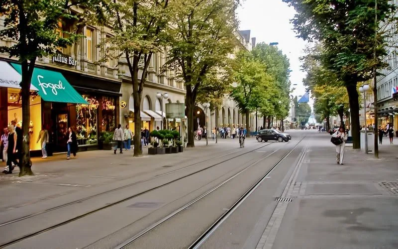 Zurih Gezi Rehberi Bahnhofstrasse