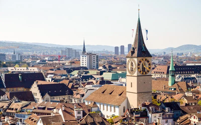 Zurih Gezi Rehberi St Peter Kilisesi ve Saat Kulesi