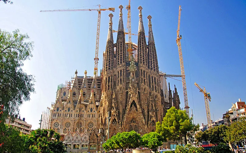 Barcelona Gezilecek Yerler