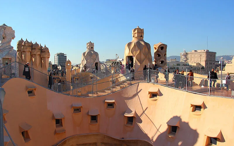 Barselona Gezilecek Yerler Casa Mila