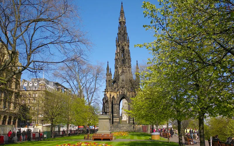 Scott-Monument-Edinburgh
