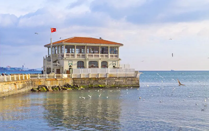 Tarihi Moda İskelesi Kadıköy