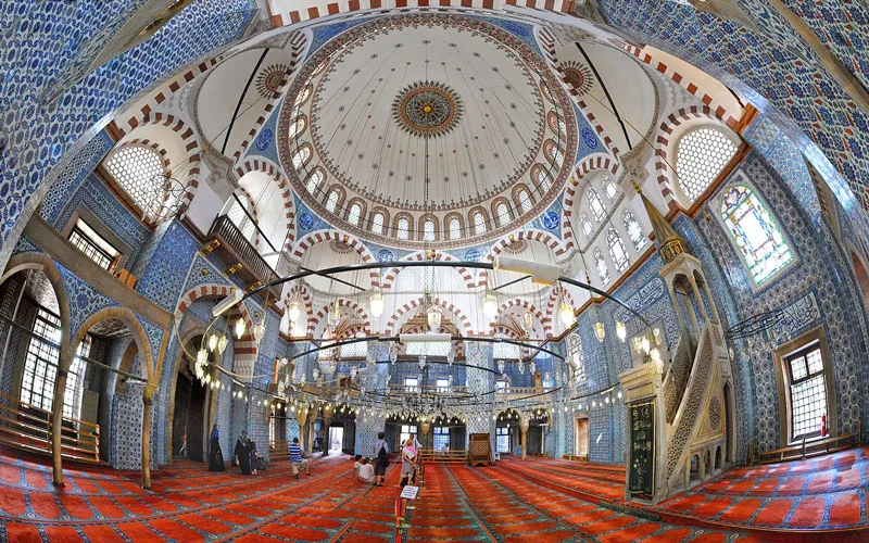 Rüstem Paşa Camii Eminönü Tarihi Yerler
