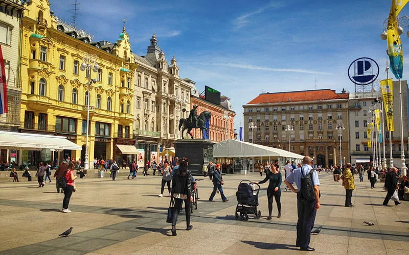 Trg Bana Jelacica Meydanı Zagreb