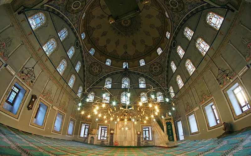 İzzet Paşa Camii Karabük