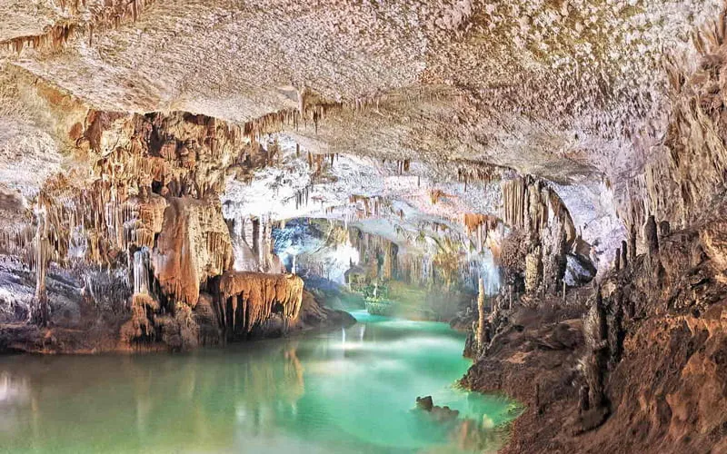 Jeitta Grotto Mağarası Beyrut