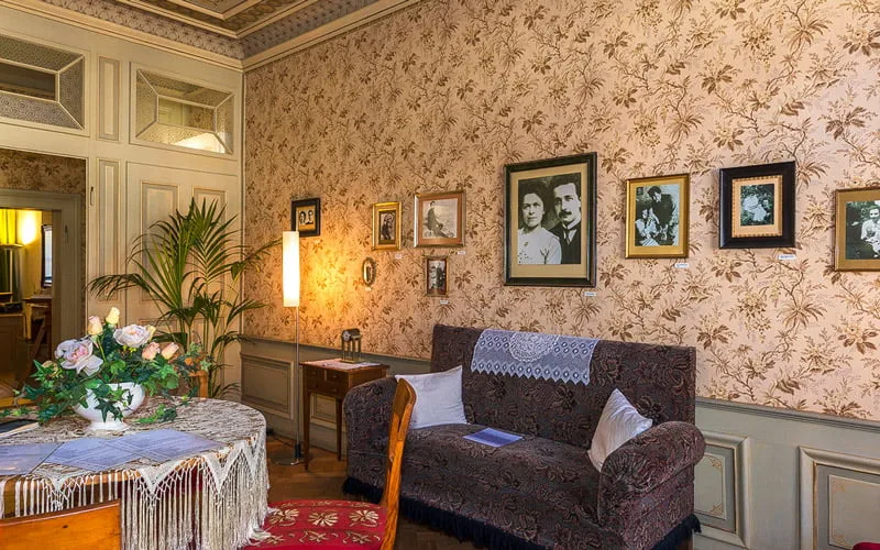 Albert Einstein Evi Bern