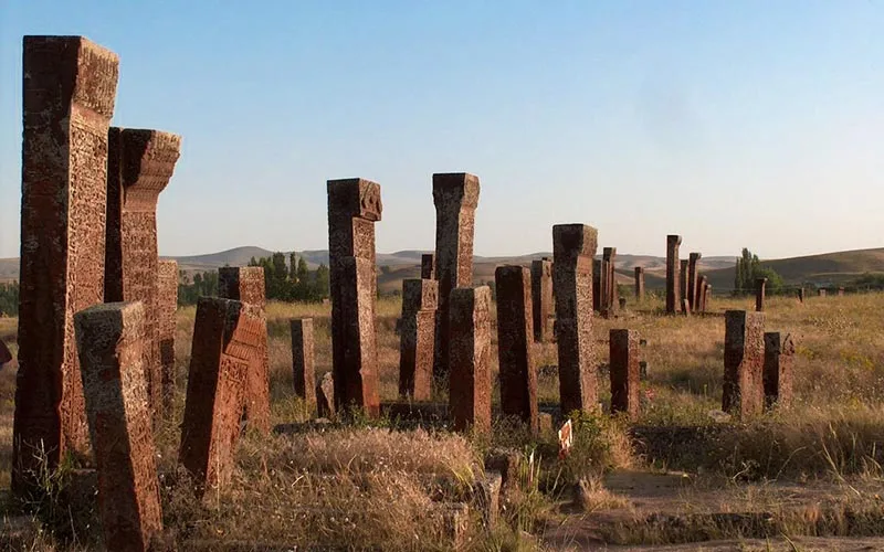 Turkiye-Inanc-Merkezleri-Ahlat