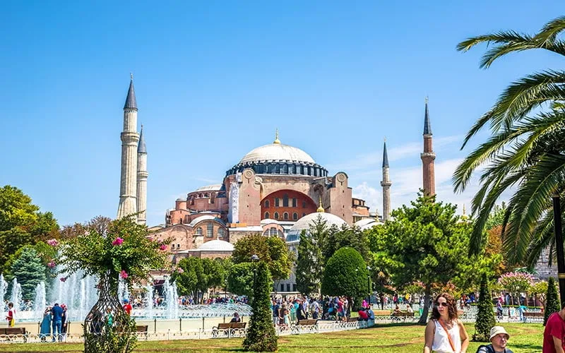 Turkiye-Inanc-Merkezleri-Ayasofya
