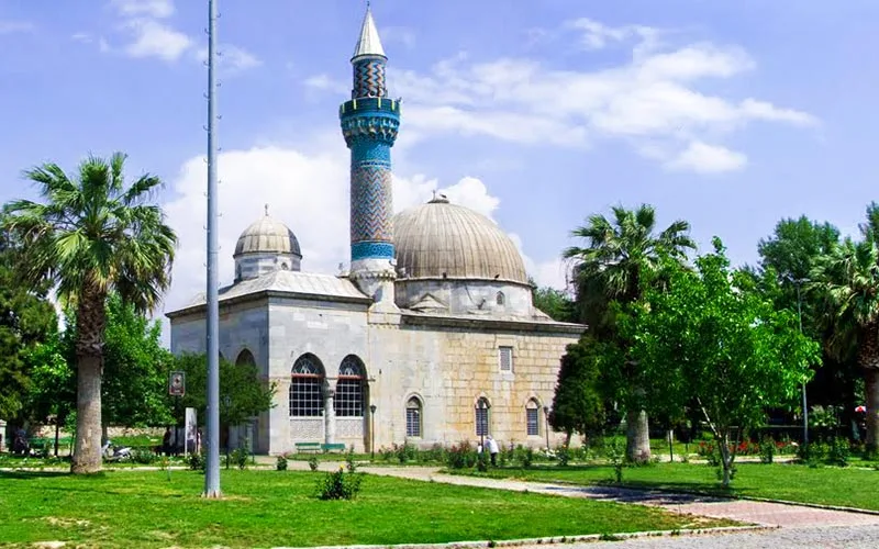 Turkiye-Inanc-Merkezleri-Yesil-Camii