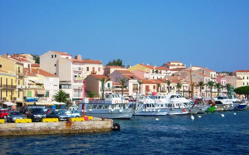 La-Maddalena-Italya-Kasabalari