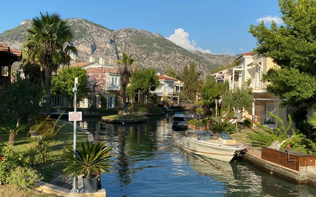 Göcek Çarşı